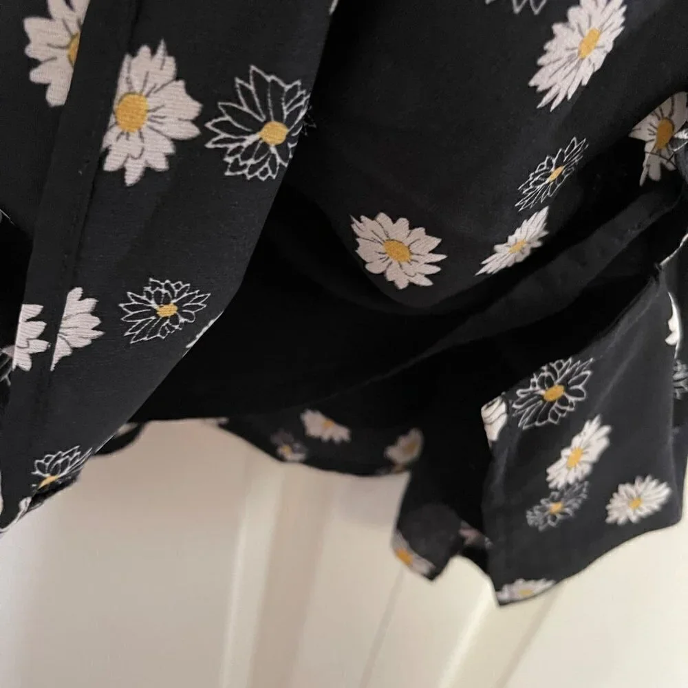 BP Women's NWOT Black Bohemian Y2K Cottage Ditsy Floral Tie Front Mini Dress 3X